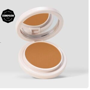 Kylie Cosmetics natural blur powder foundation 8c tan w/cool rose undertones NWT